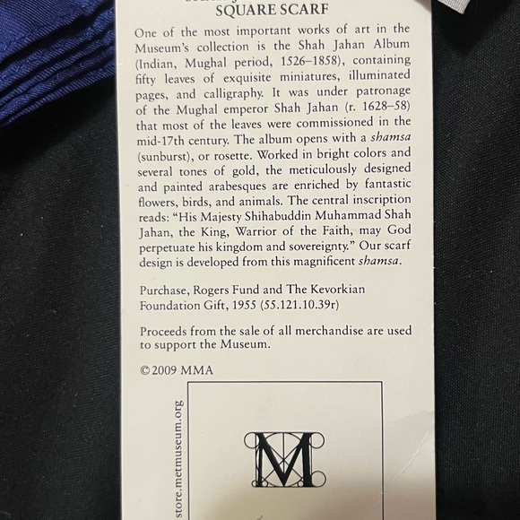 Metropolitan Museum of Art Silk Scarf - Picture 4 of 11